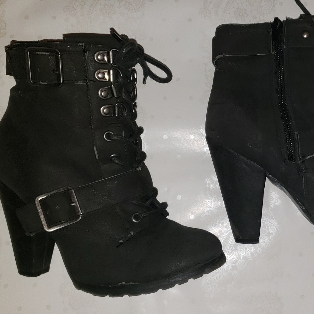 Women's Size 6 Heel Booties